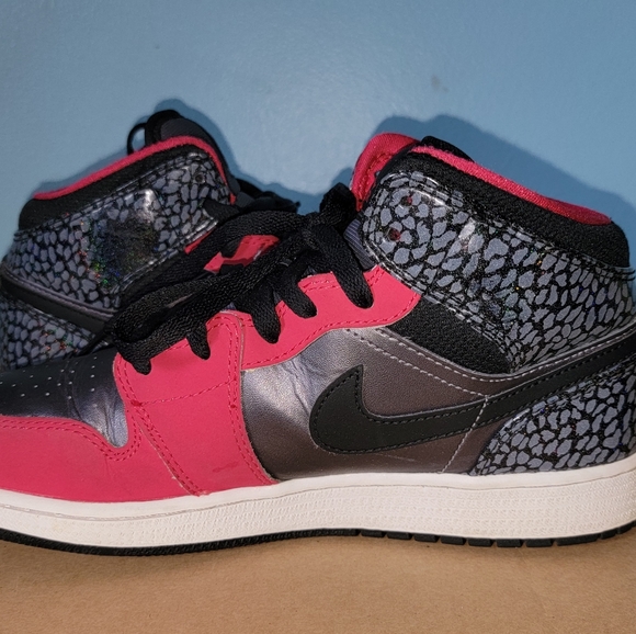 Nike Jordan 1 Mid Dark Gray Legion Red 6.5Y - Picture 5 of 9